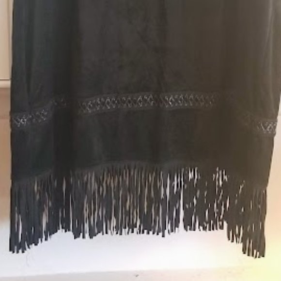 NWT | Stylish | Faux Suede | Black | Fringe Bottom | Sleeveless | Size: L - Picture 12 of 16